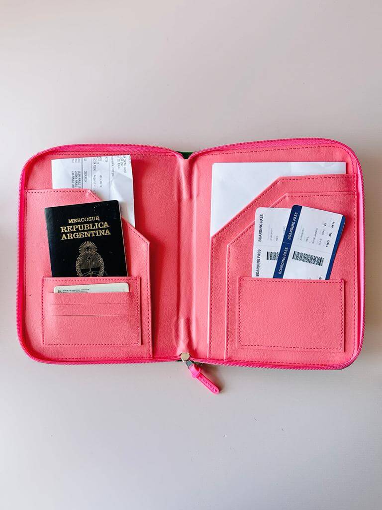Portapasaporte Aixa - Imagen 2