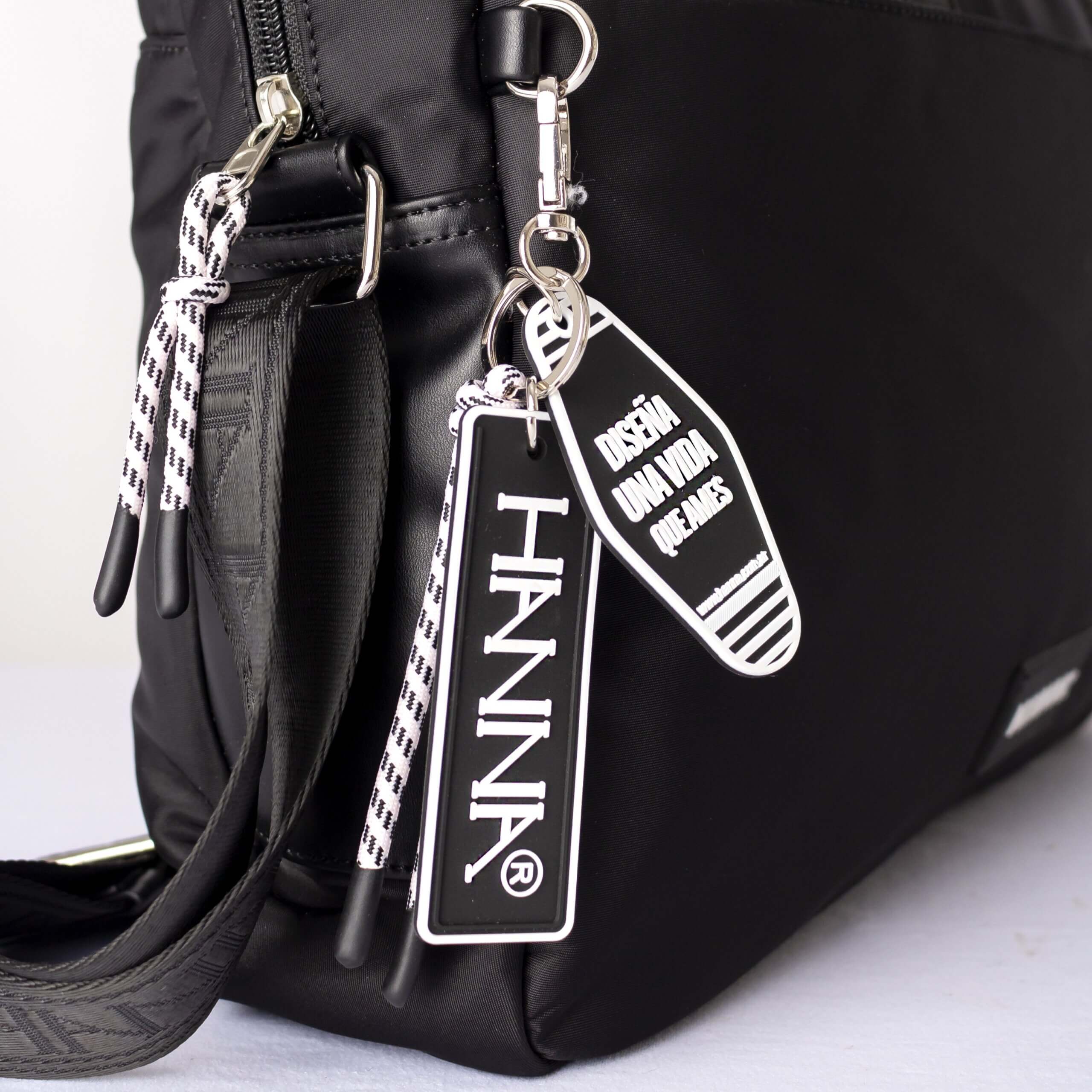 Alternative view of Maletin Ammy