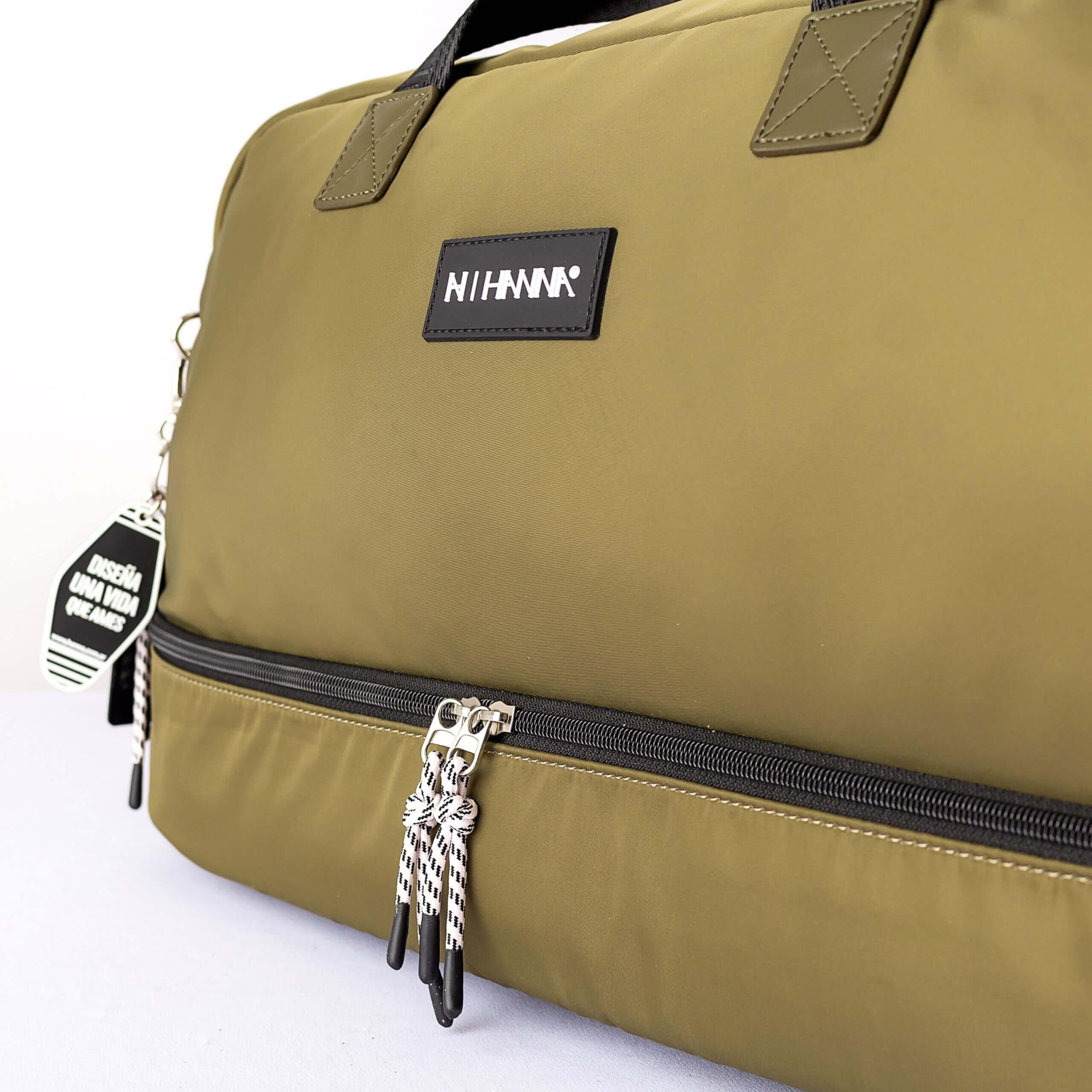 Alternative view of Bolso Maru