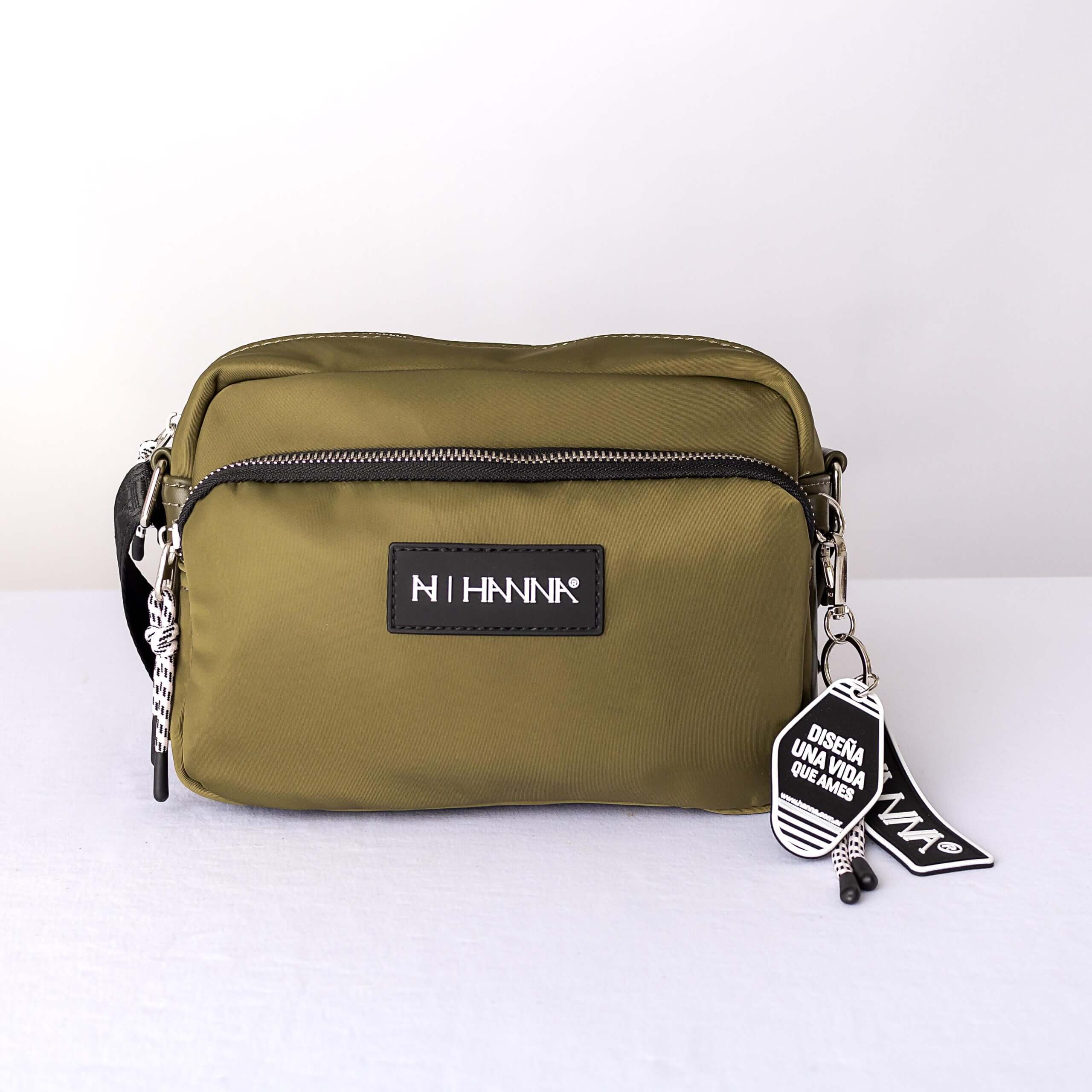 Alternative view of Golfera Tina