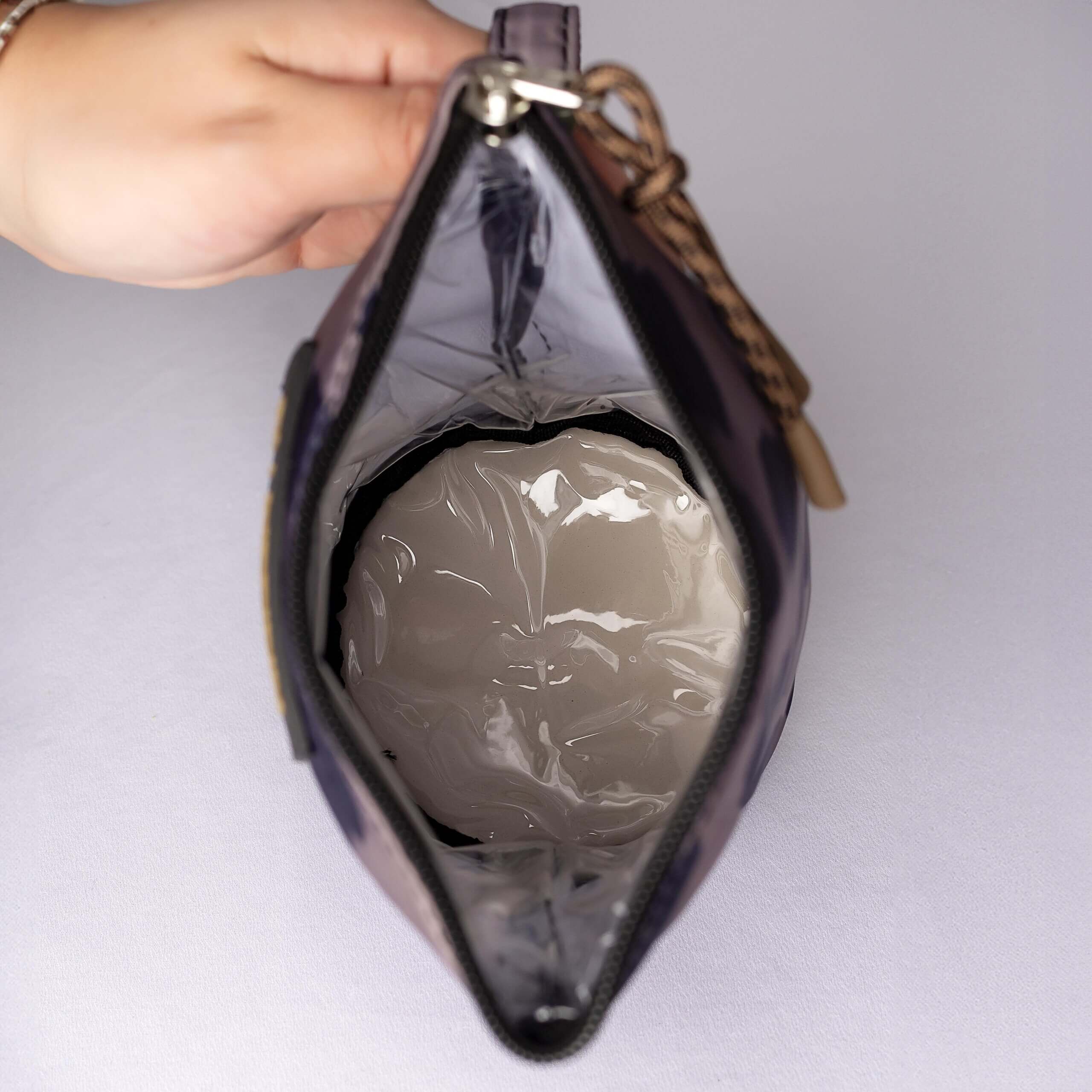 Alternative view of Yerbera Dina