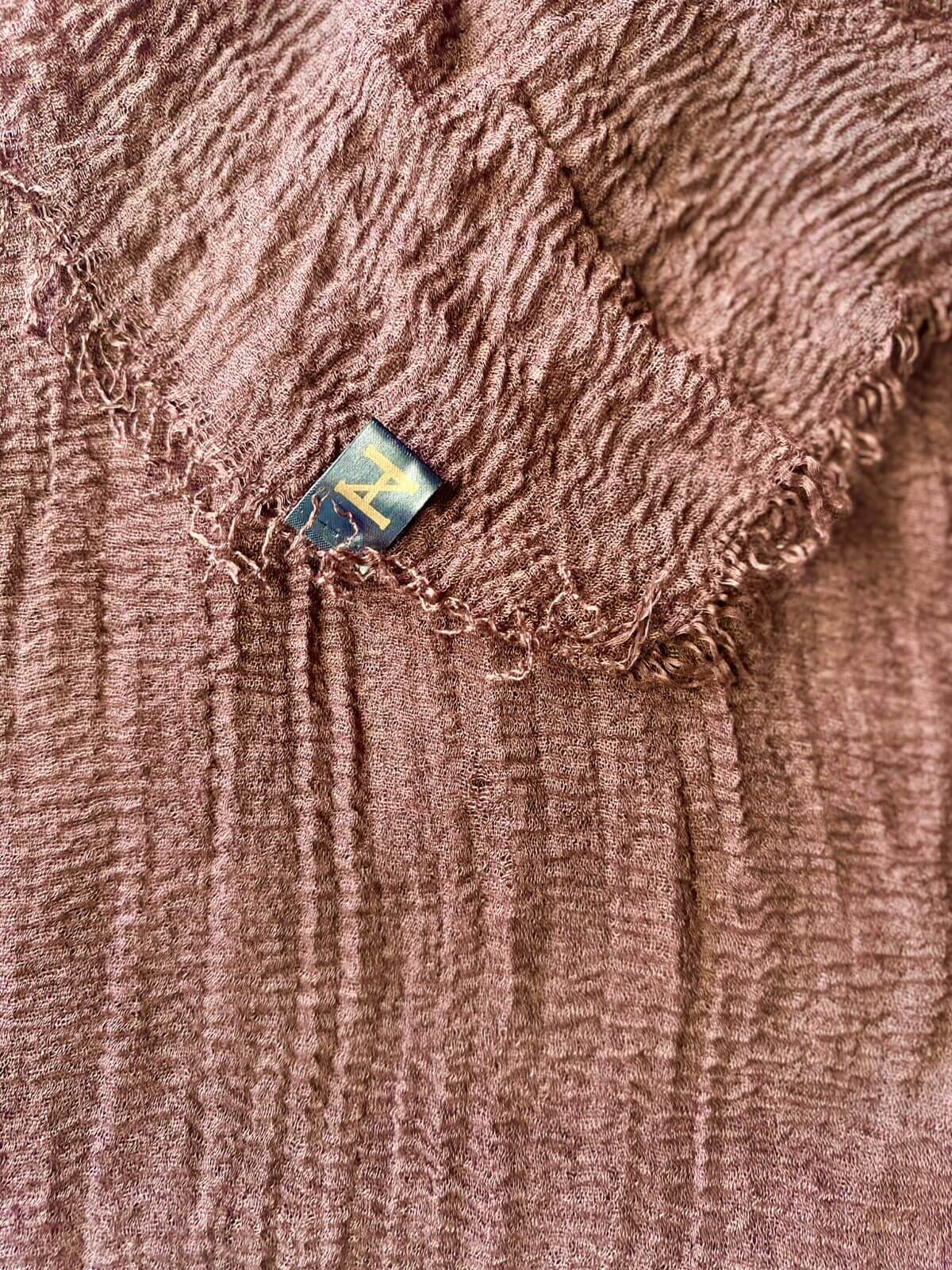 Alternative view of Pareo Lirio