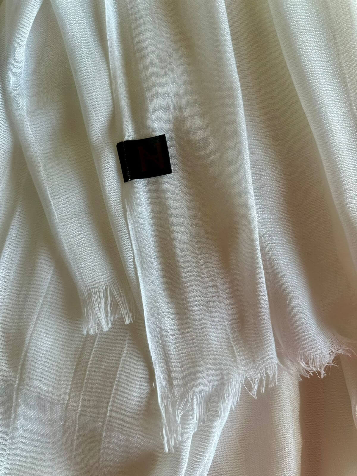 Alternative view of Pareo Jazmin