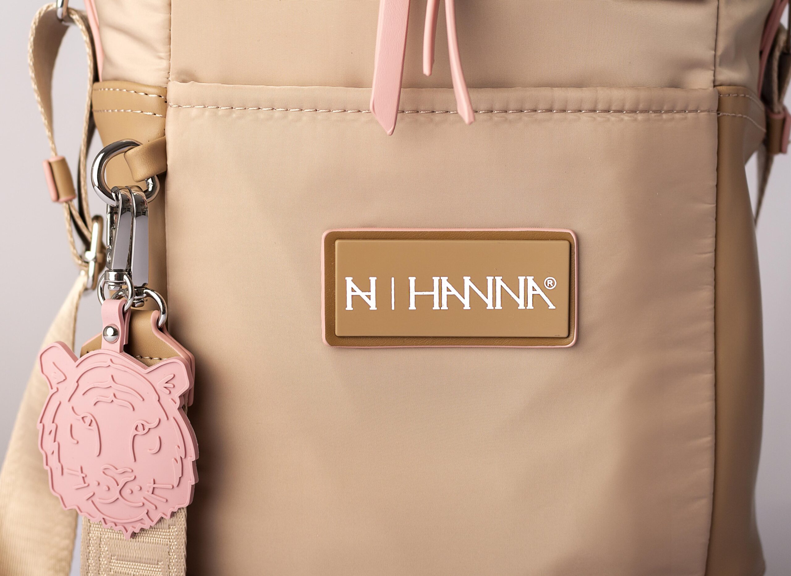 Alternative view of Matera Luchy Lisa