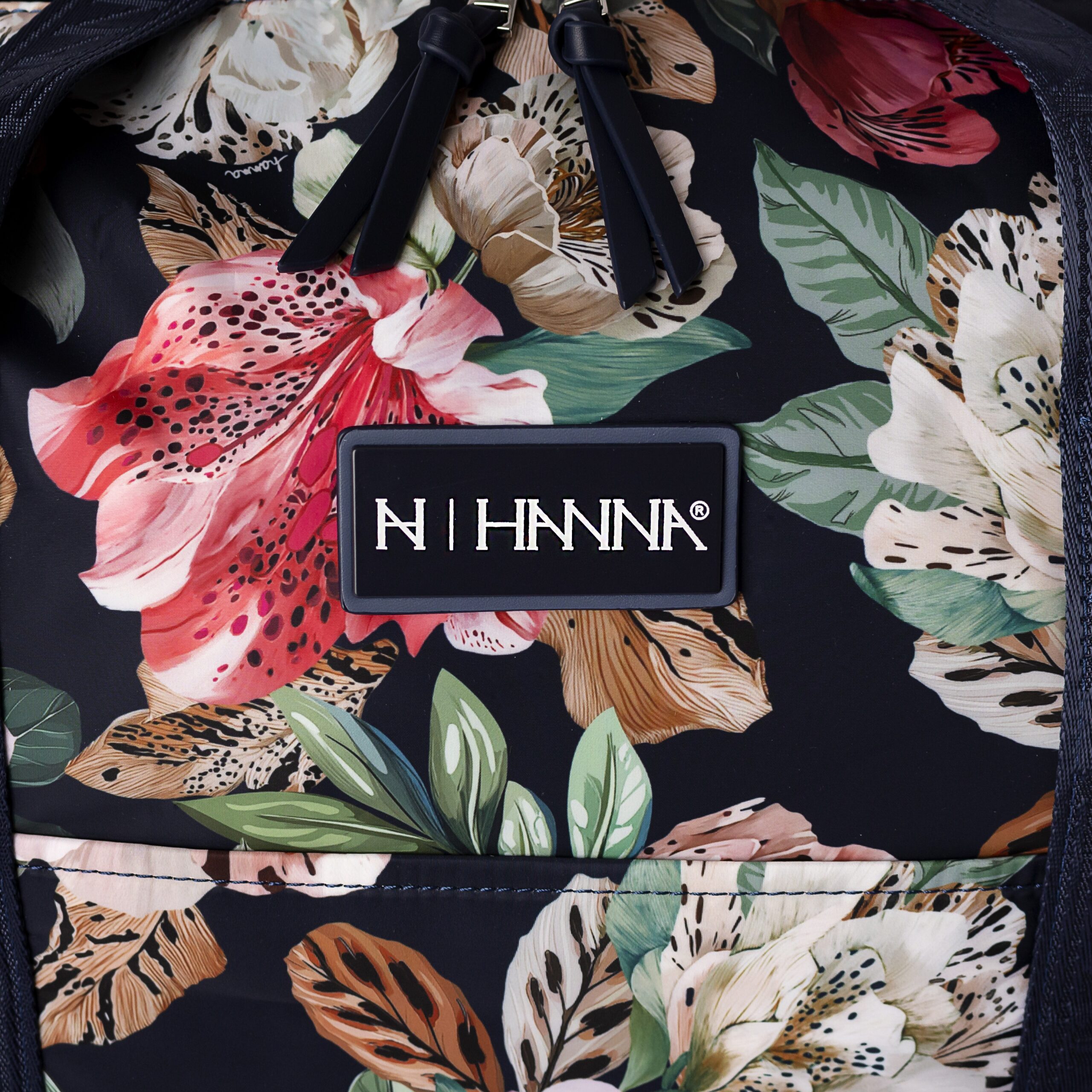 Alternative view of Bolso Mali Flores Atigradas