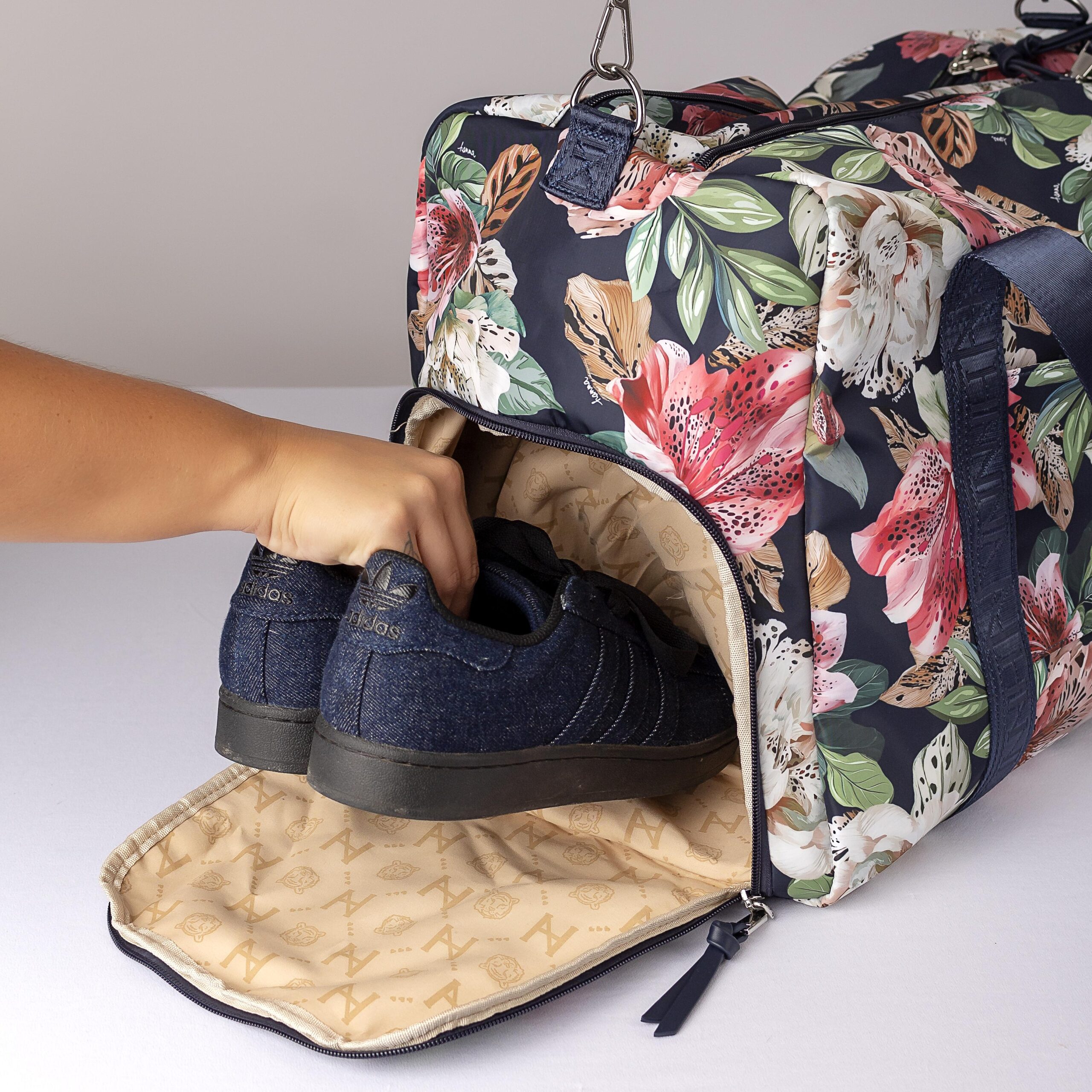 Bolso Mali Flores Atigradas - Imagen 9