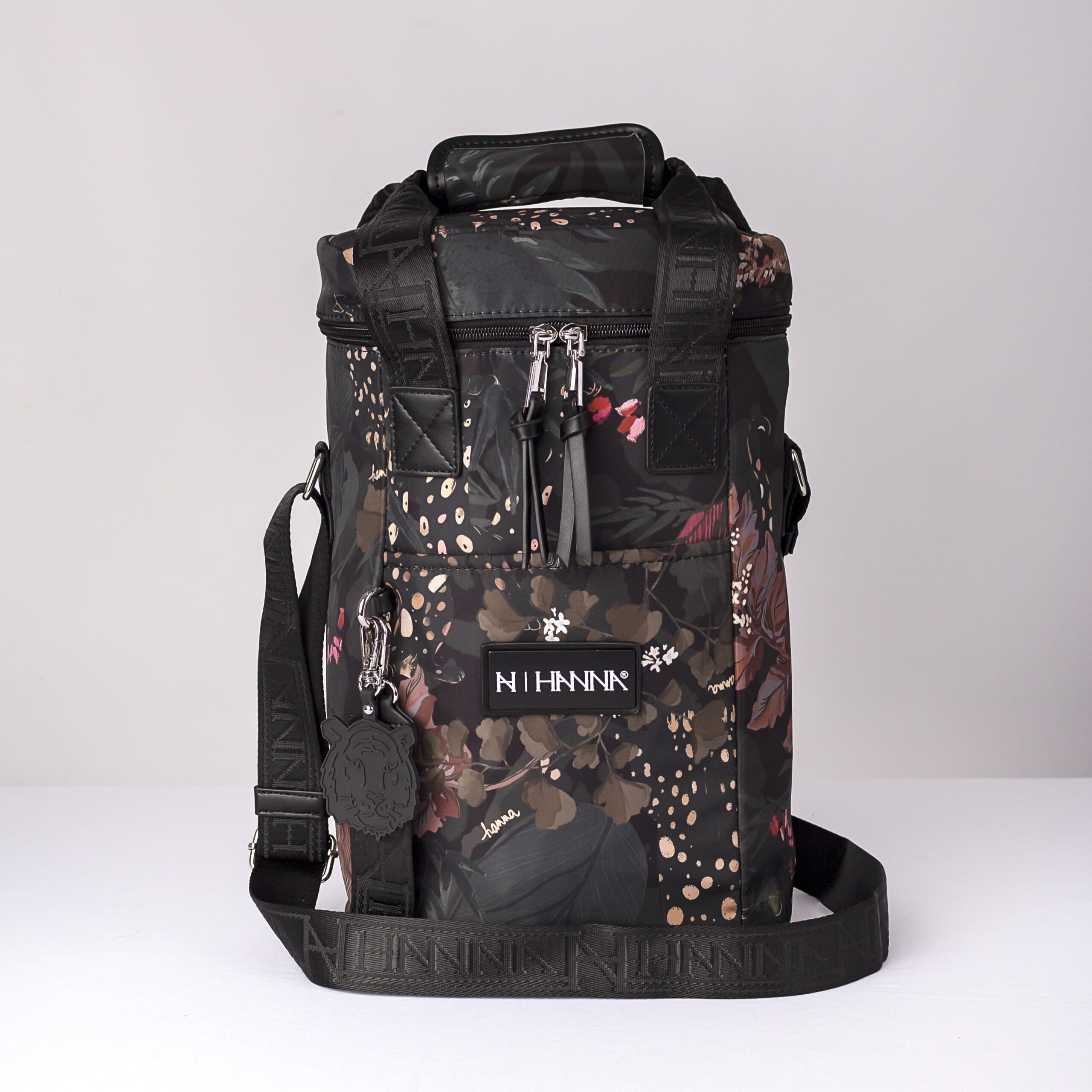 Alternative view of Set Luchy Selva Negra