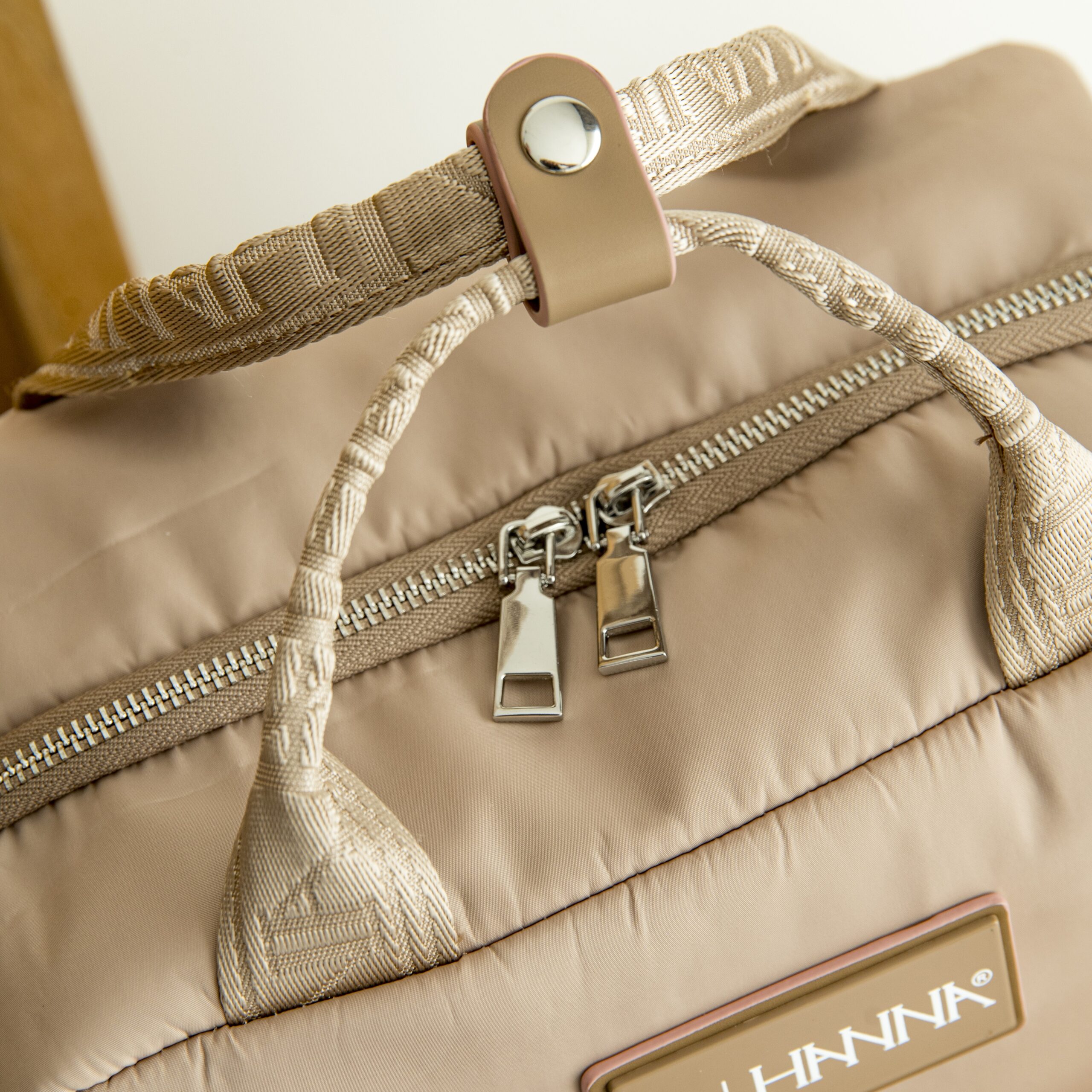 Alternative view of Fran Portacosmético