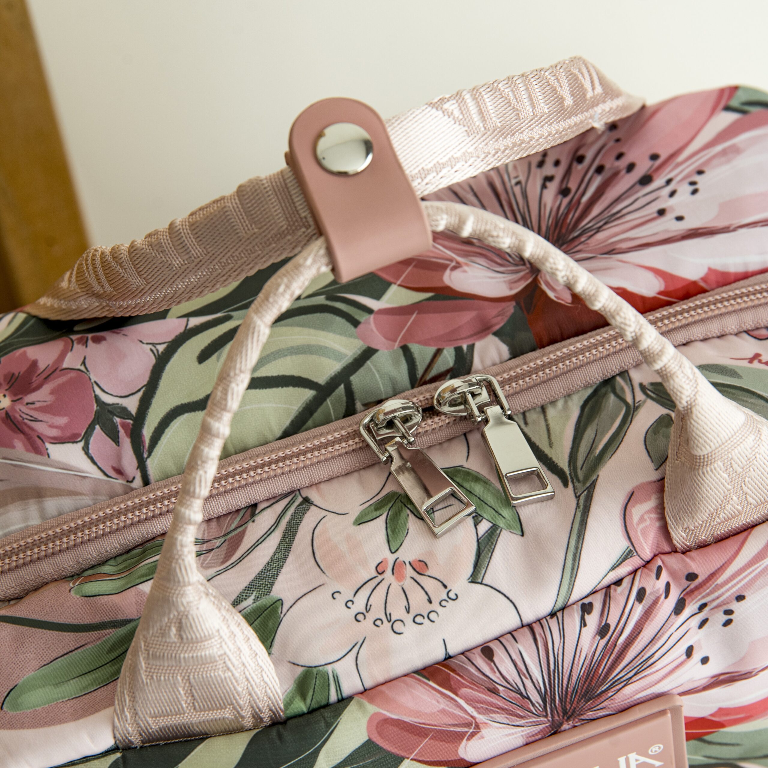 Alternative view of Fran Portacosmético