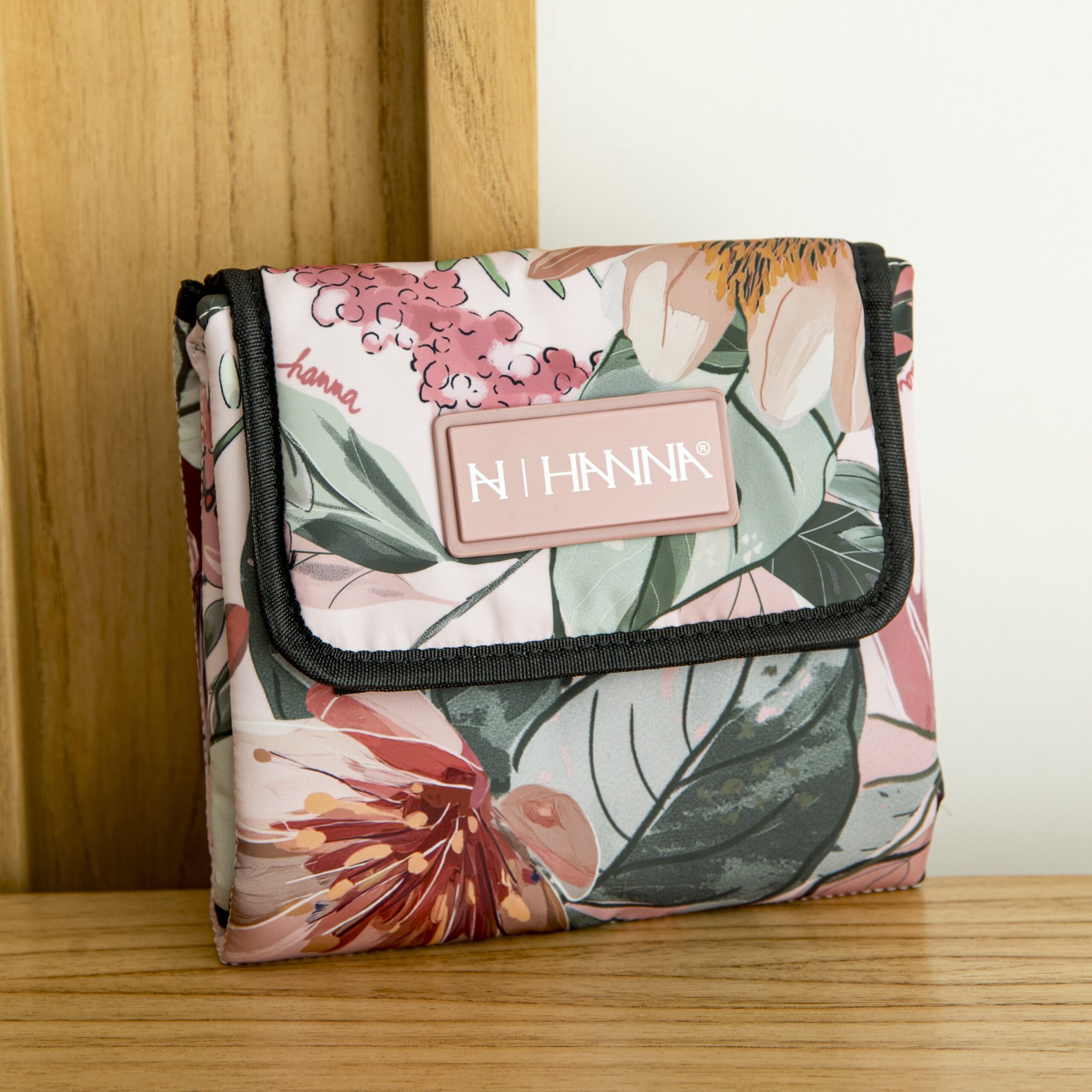 Alternative view of Camilo Cambiador