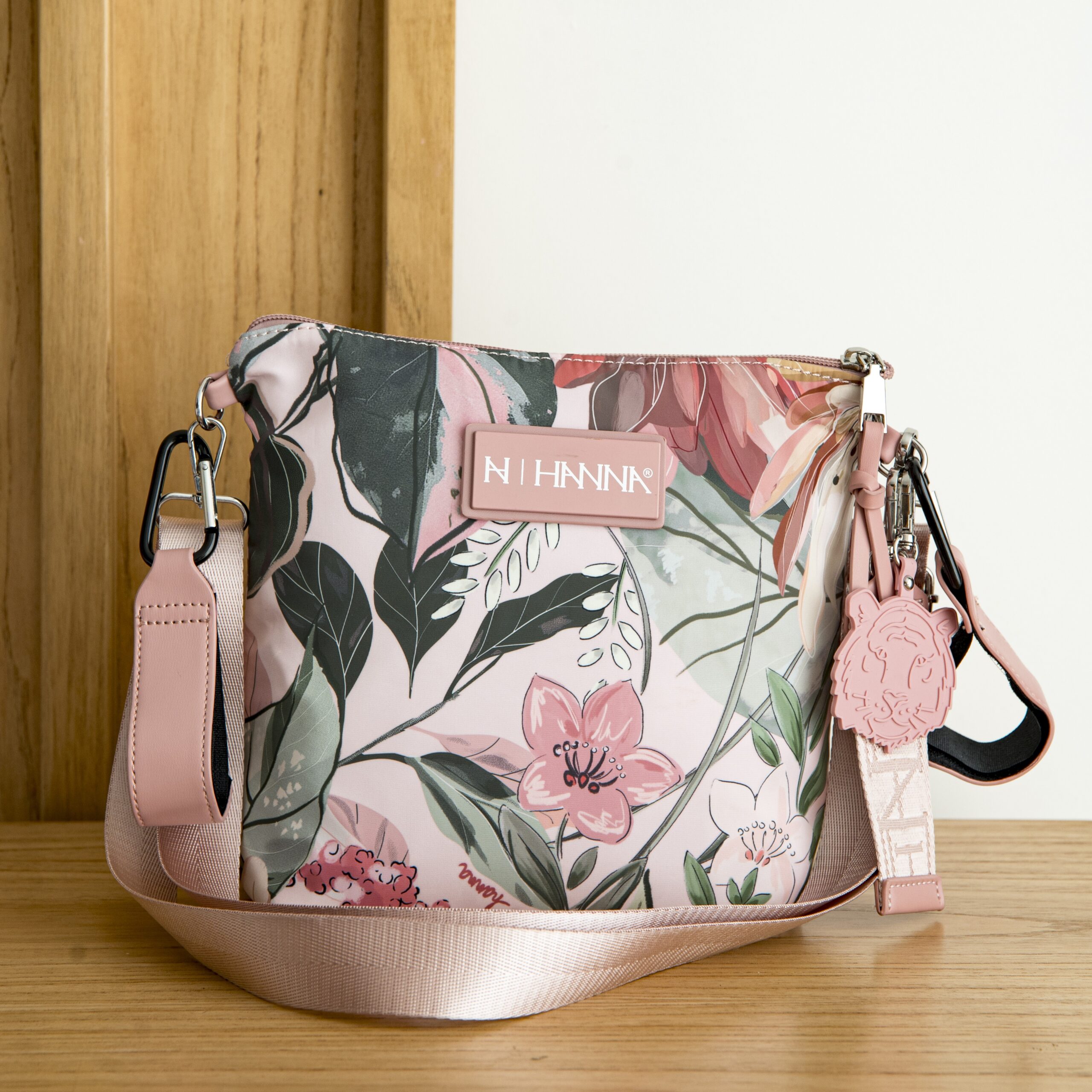 Alternative view of Santos Organizador