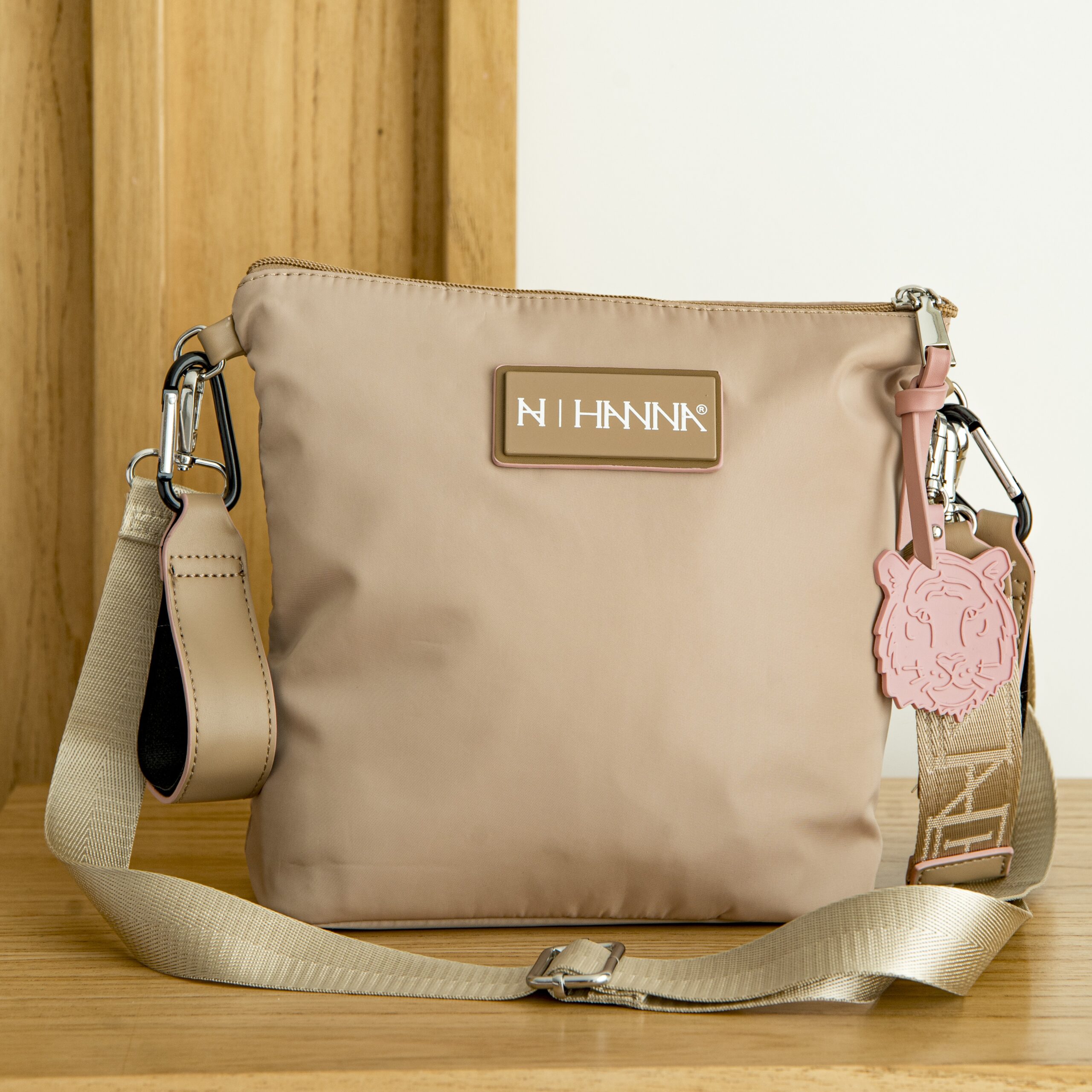 Alternative view of Santos Organizador