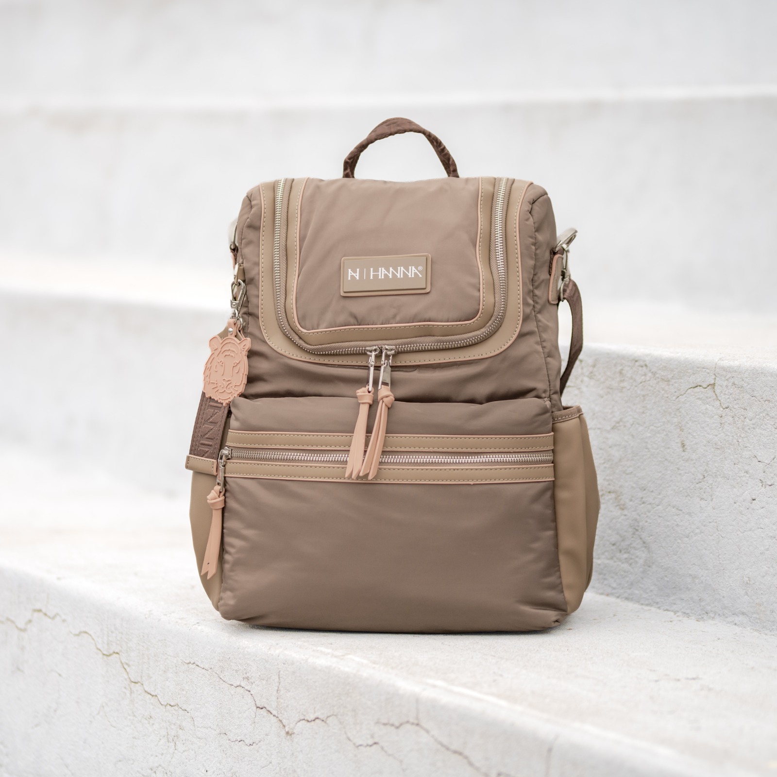 Alternative view of Mochila Matera Moana