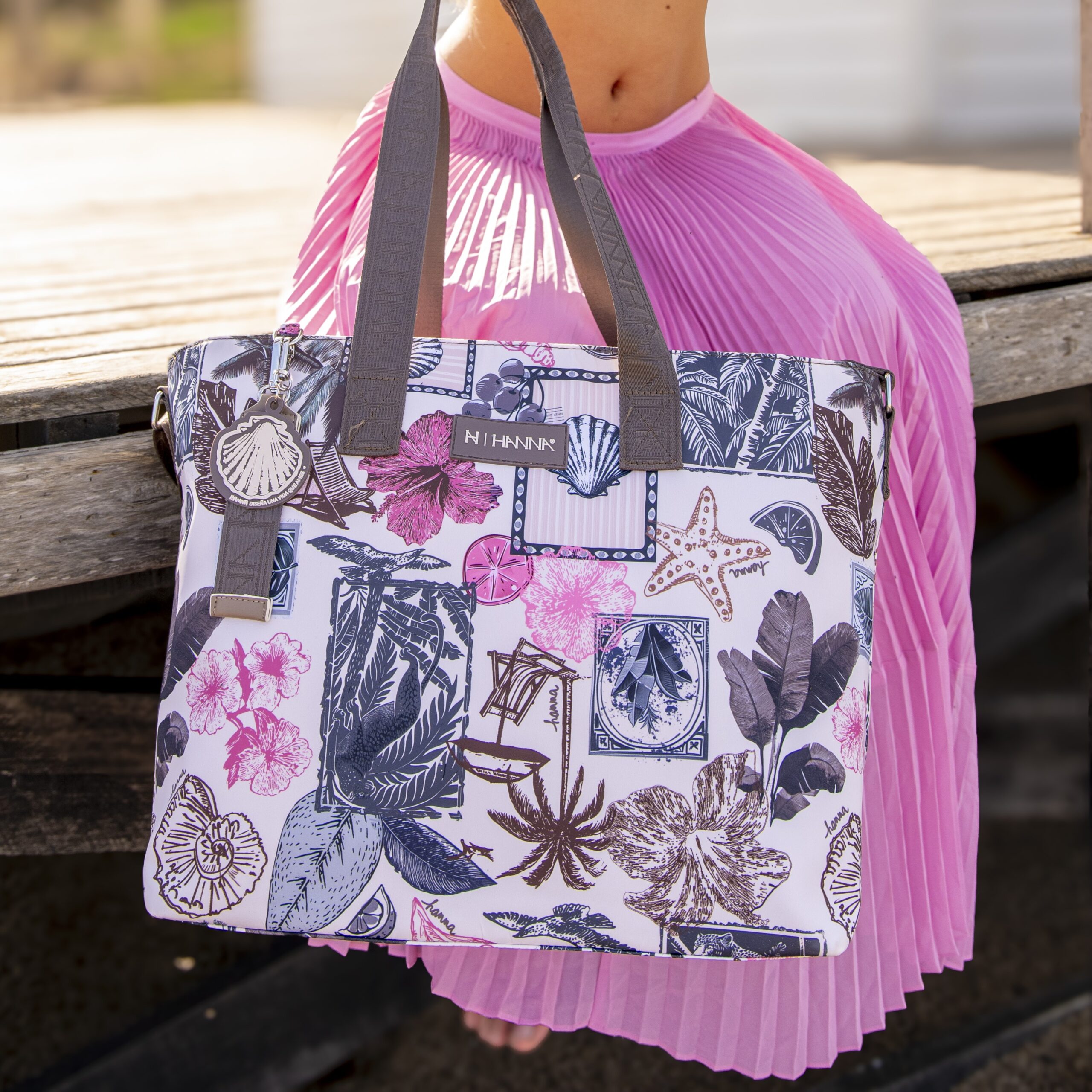 Alternative view of Bolso Lohan Playero